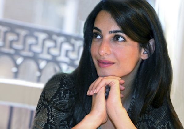Амаль Клуни удостоена звания женщины года