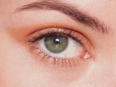Легкий макияж для зеленых глаз 